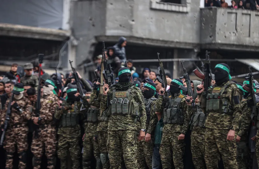 “نيويورك تايمز”: حماس تعود للواجهة في قطاع غزة بحسب تقديرات إسرائيلية وعربية